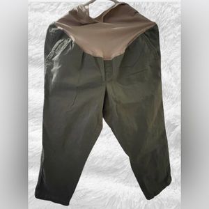 OLD NAVY MATERNITY chino capris, green, size 10